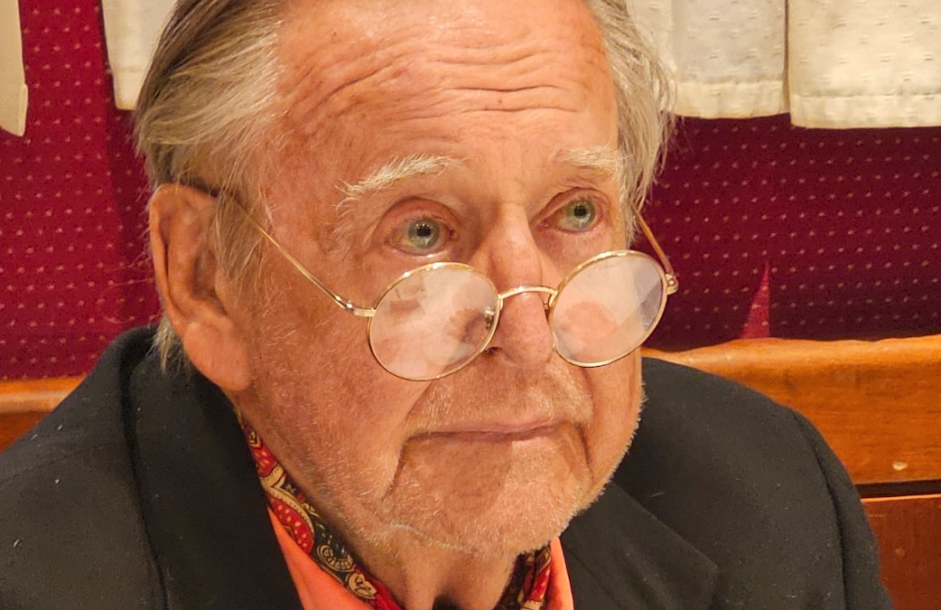 Brian Thomson, en un encuentro informal, habló sobre Alfonsín y el Estado